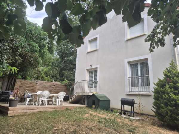 Offres de location Maison La Ville-du-Bois 91620